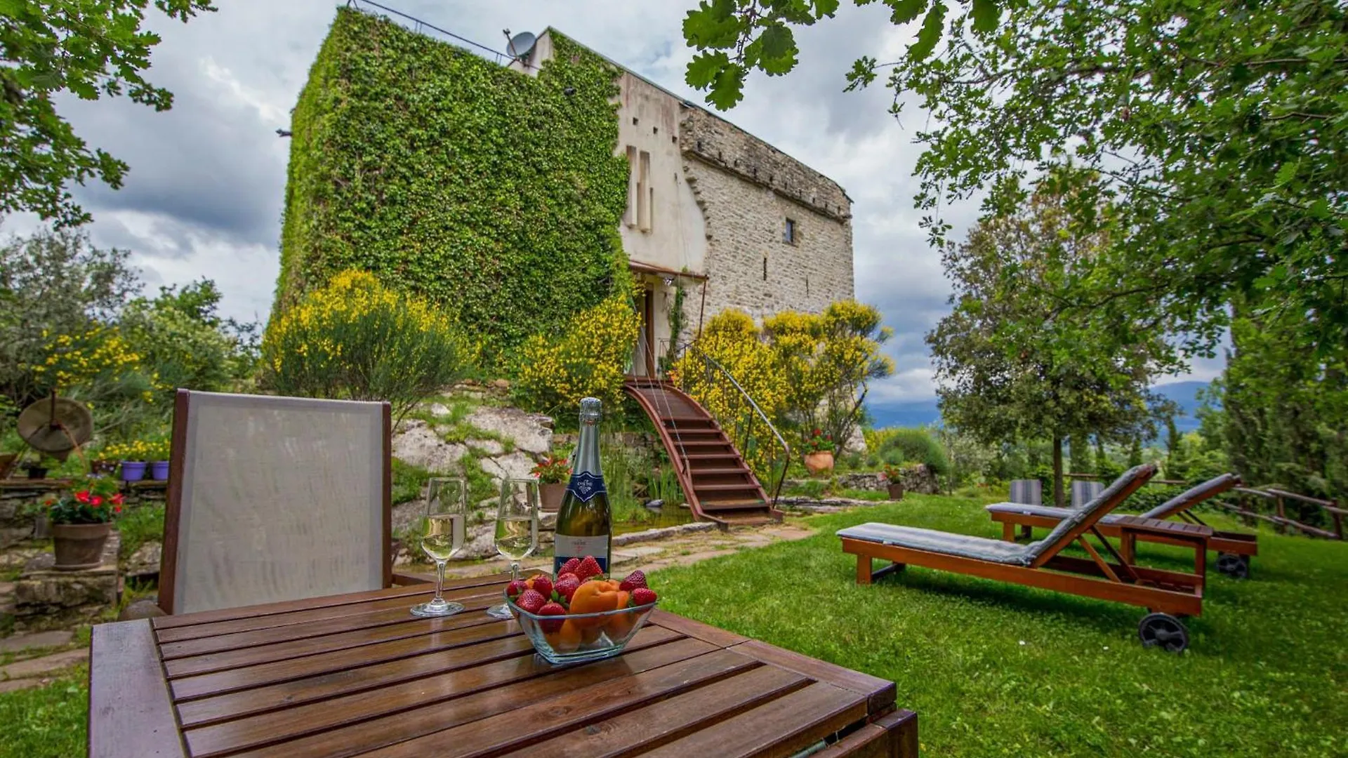 Torre Di Riosecco Villa Arezzo 0*,